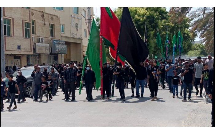 عزاداری تاسوعای حسینی در مسجد امام حسین (ع) شهرستان قشم/فیلم