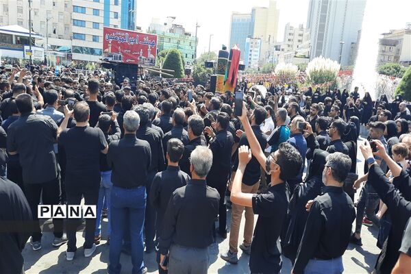 مراسم تاسوعای حسینی  در مشهد مقدس