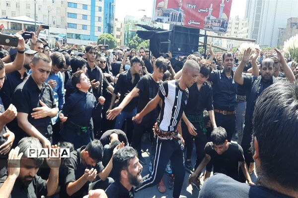 مراسم تاسوعای حسینی  در مشهد مقدس