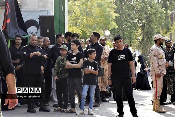 خاکسپاری پیکر مطهر شهید محمد امین کریمیان در بهنمیر