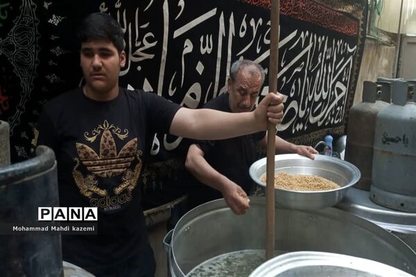 پخش نذری در ماه محرم