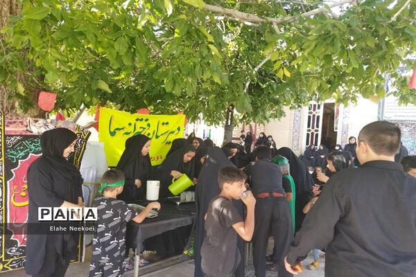برگزاری موکب عزاداری در امامزاده عبدالرحمن توسط دانش‌آموزان اقلیدی