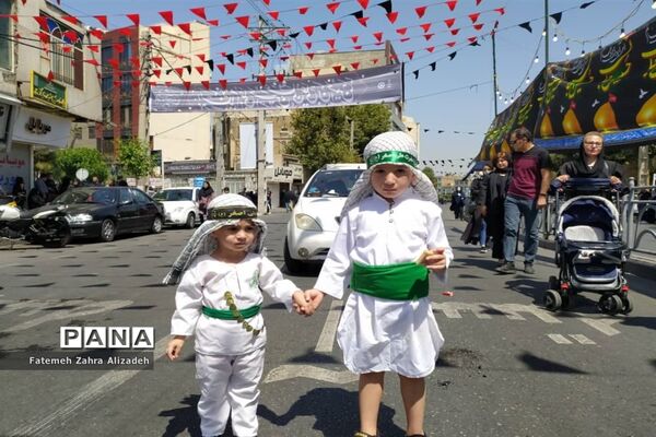 برگزاری مراسم عاشورا حسینی در بلوار مظاهری کرج