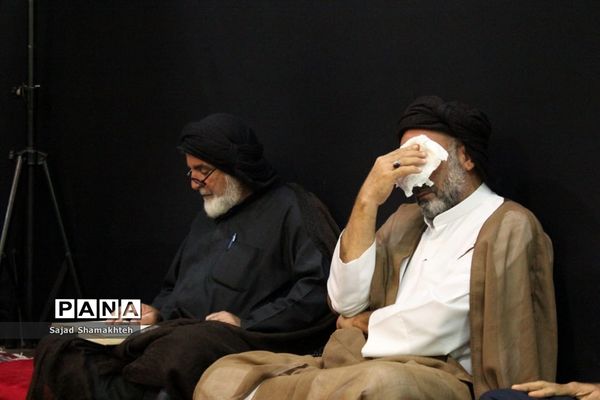 برگزاری مراسم مقتل خوانی امام حسین علیه السلام به زبان عربی در اهواز