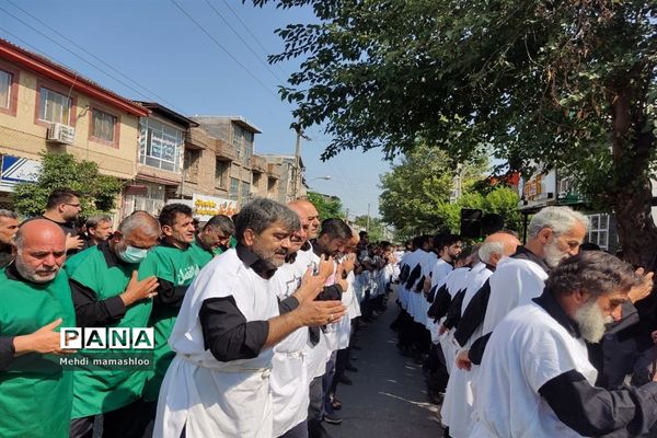 مراسم سینه‌زنی عاشورای حسینی در شهرستان رامیان