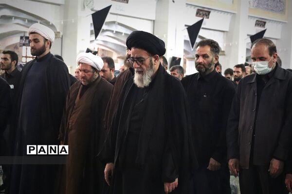 نماز ظهر عاشورا در تبریز
