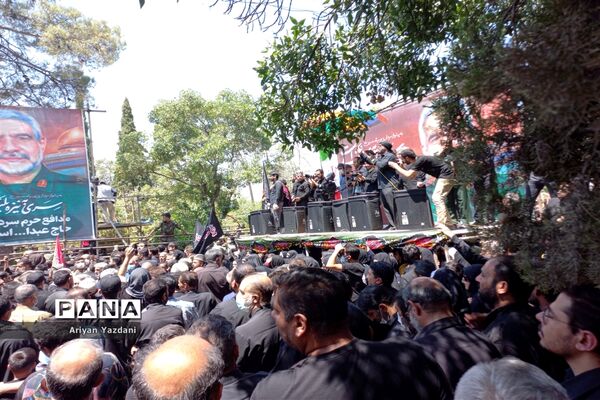خاکسپاری پیکر مطهر سردار بی‌سر شهید اسکندری در شیراز