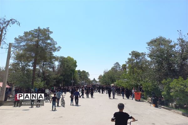 خاکسپاری پیکر مطهر سردار بی‌سر شهید اسکندری در شیراز