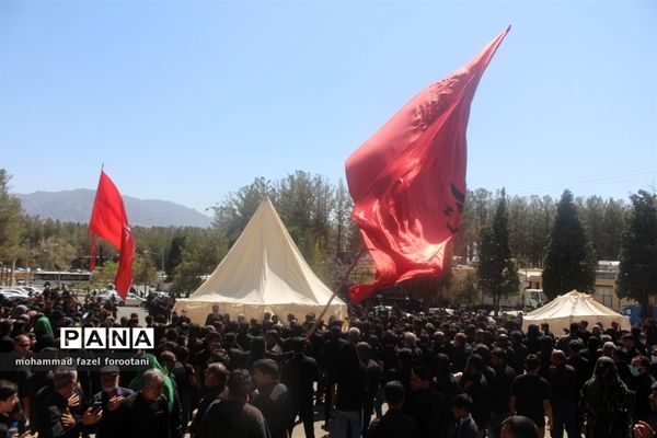 عزاداری مردم در قتلگاه بیرجند