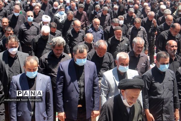 عزاداری مردم در قتلگاه بیرجند