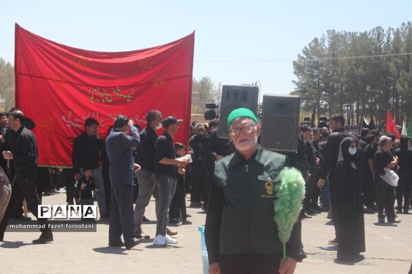 عزاداری مردم در قتلگاه بیرجند