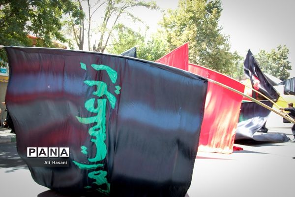 حضور پرشور عاشقان حسینی روز عاشورا در ارومیه