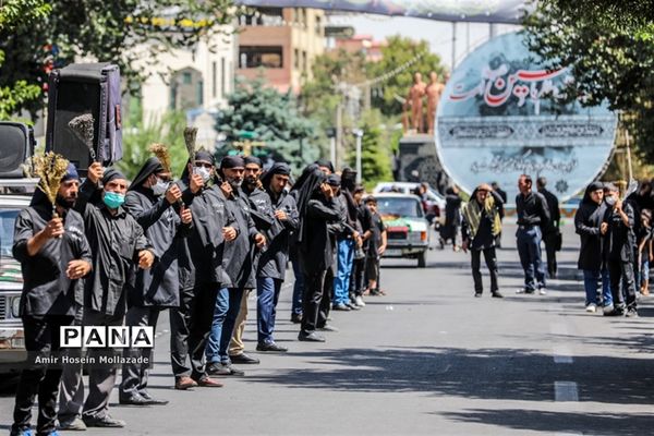 عزاداری مردم ارومیه در عاشورای حسینی