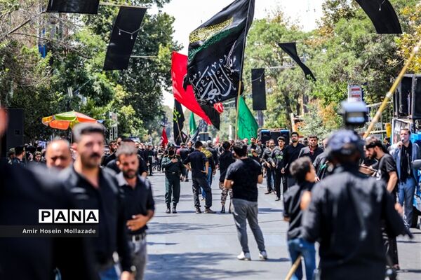 عزاداری مردم ارومیه در عاشورای حسینی
