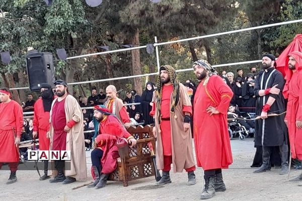 عزاداری شب عاشورا در سطح شهرستان قدس همراه با تعزیه‌خوانی
