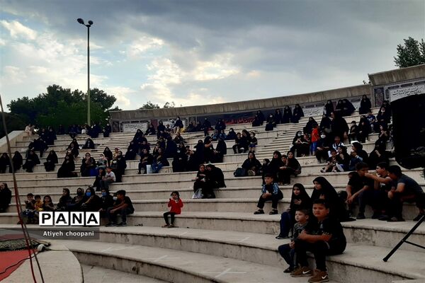 هنرنمایی شبیه‌خوانان آیین سنتی تعزیه در فرهنگسرای خاوران