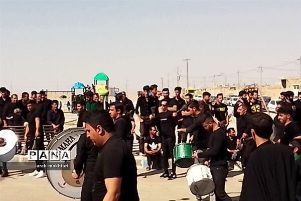 برگزاری مراسم روز عاشورا در محمد آباد اصفهان