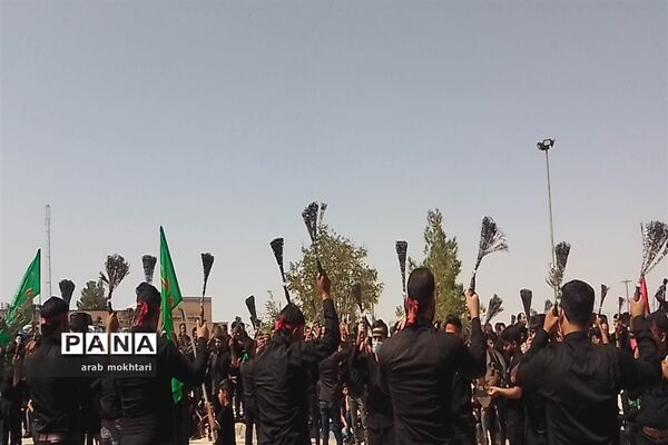 برگزاری مراسم روز عاشورا در محمد آباد اصفهان