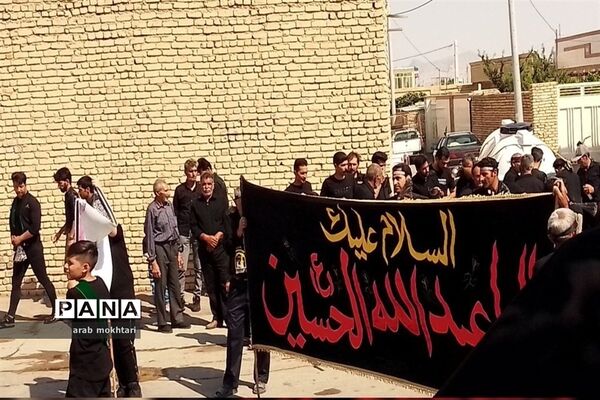 برگزاری مراسم روز عاشورا در محمد آباد اصفهان