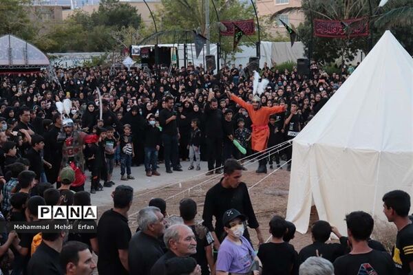 آیین خیمه‌سوزان و شام غریبان درآباده
