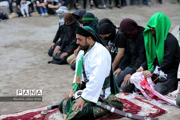 مراسم تعزیه‌خوانی در رینه لاریجان