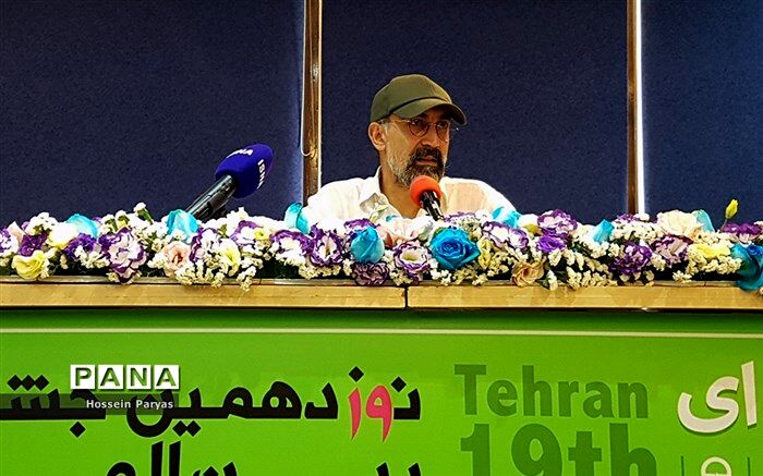 هادی حجازی‌فر: متقاضیان حضور در جشنواره نمایش عروسکی افزایش ۴۰ درصدی داشته است