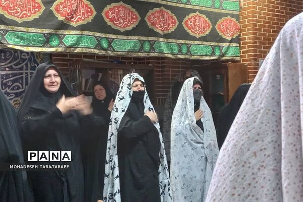 تشییع پیکر دو شهید گمنام در نماز جمعه شهرستان پردیس