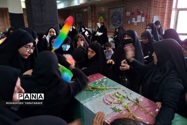 تشییع پیکر دو شهید گمنام در نماز جمعه شهرستان پردیس