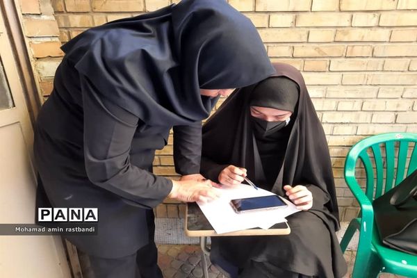 حضور پذیرفته‌شدگان کنکور ۱۴۰۱ در پایگاه‌های انتخاب رشته منطقه ۱۳