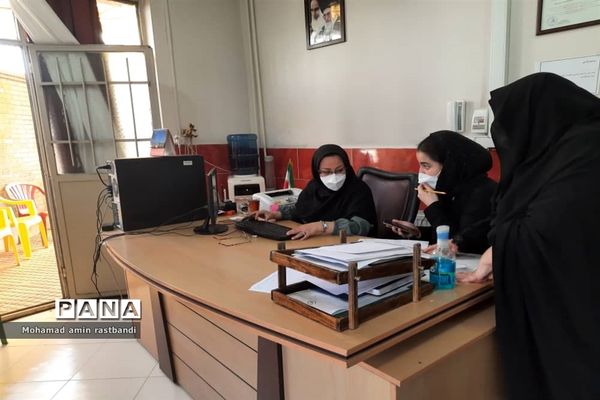 حضور پذیرفته‌شدگان کنکور ۱۴۰۱ در پایگاه‌های انتخاب رشته منطقه ۱۳