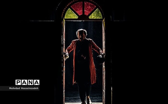 سحر اسدی: دست اهالی تئاتر برای تولید آثار نمایشی باید باز باشد