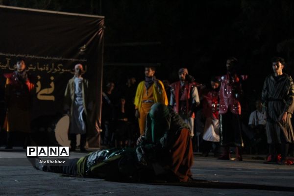 هنر عزادار حسین (ع) است