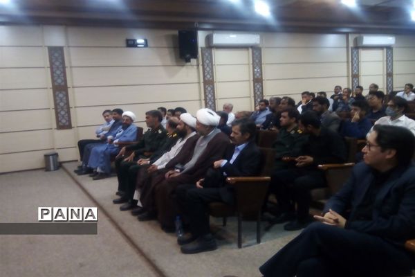 تجلیل از خبرنگاران و فعالان رسانه تربت جام