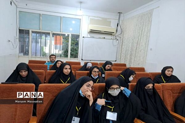 اولین دوره جامع آموزگاری فصل رویش در دشتستان