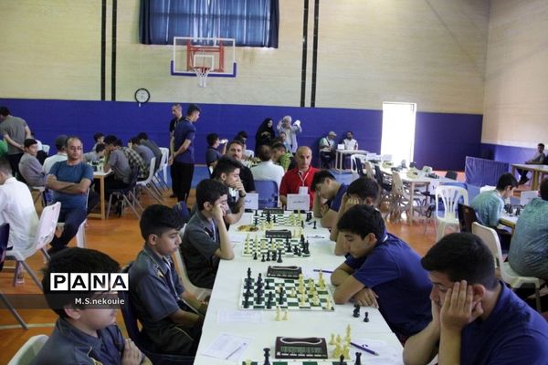 آغاز مسابقات  شطرنج دانش‌آموزی در شهرکرد
