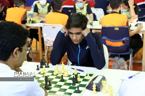 آغاز مسابقات  شطرنج دانش‌آموزی در شهرکرد