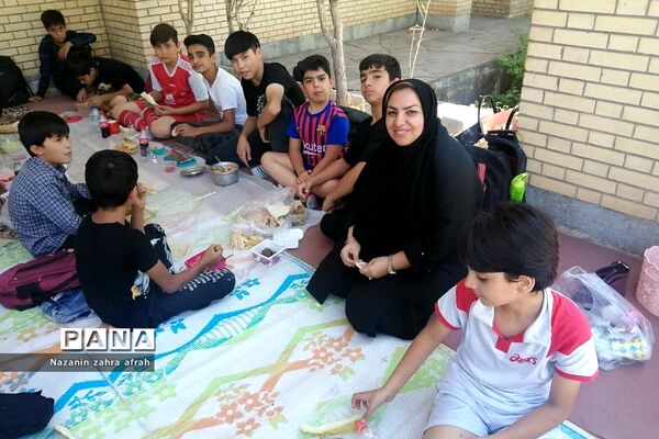 برگزاری اردوهای ده هشتادی‌ها دانش‌آموزان رودهن