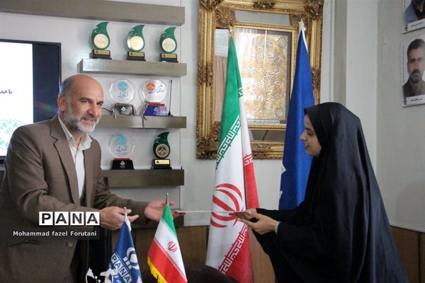 مراسم تقدیر از خبرنگار دانش‌آموزان پانا استان خراسان جنوبی به‌مناسبت روز خبرنگار