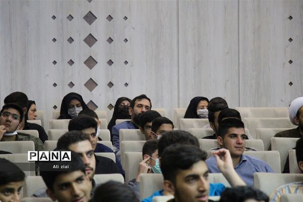 افتتاحیه چهلمین دوره مسابقات قرآن، عترت و نماز