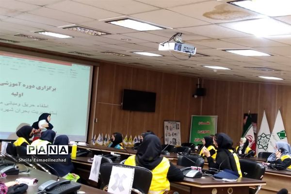 آموزش گروه دوام دانش‌آموزان منطقه۱۷