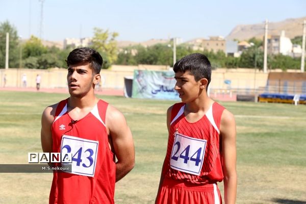 مسابقات دو و میدانی دانش‌آموزی در مرحله کشوری