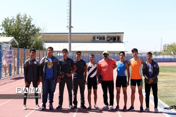 مسابقات دو و میدانی دانش‌آموزی در مرحله کشوری