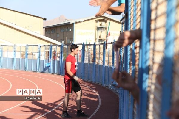 مسابقات دو و میدانی دانش‌آموزی در مرحله کشوری