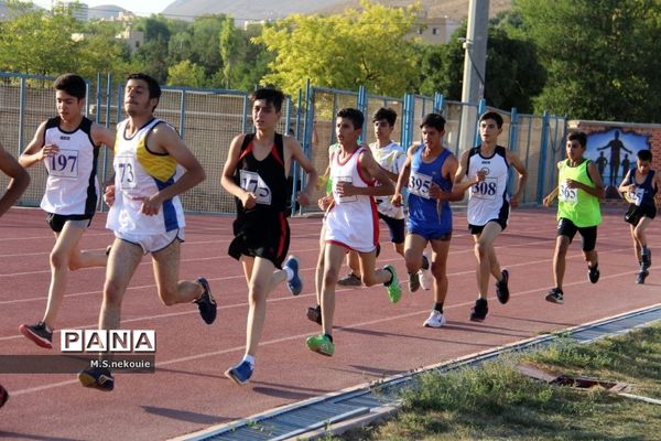 مسابقات دو و میدانی دانش‌آموزی در مرحله کشوری