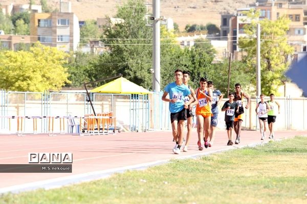 مسابقات دو و میدانی دانش‌آموزی در مرحله کشوری