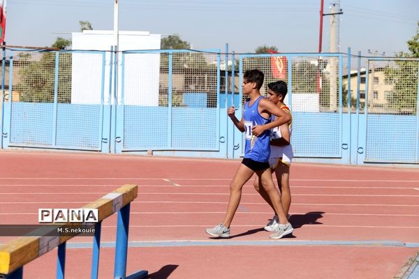 مسابقات دو و میدانی دانش‌آموزی در مرحله کشوری