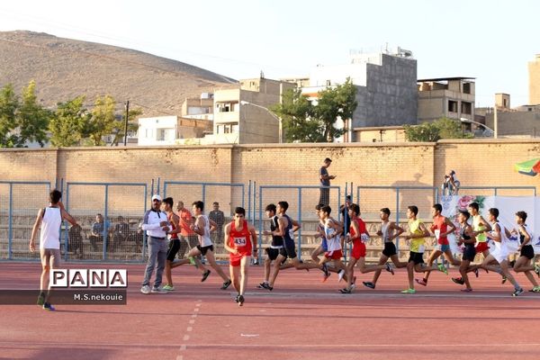 مسابقات دو و میدانی دانش‌آموزی در مرحله کشوری