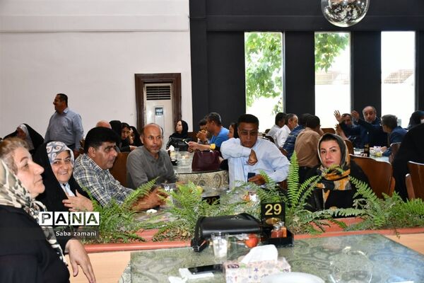 همایش تجلیل از آزادگان در محمودآباد
