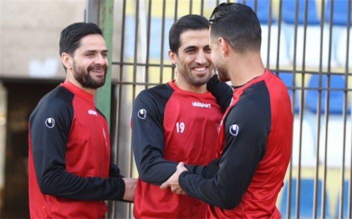 خبر خوب برای گل‌محمدی و پرسپولیسی‌ها؛ ستاره قرمزها محروم نیست!