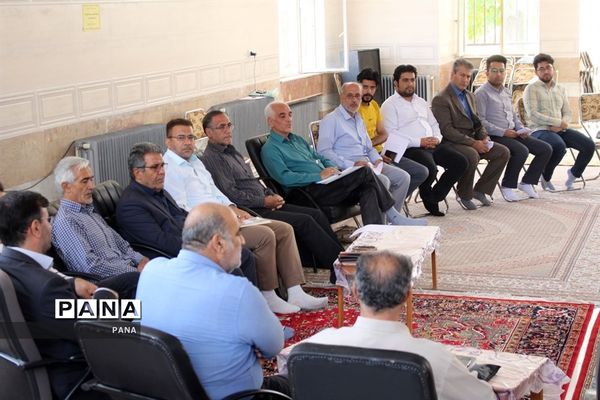 جلسه هماهنگی کمیته‌های اردوی ملی قطبی دانش‌آموزان پیشتاز قطب 5 آذربایجان غربی